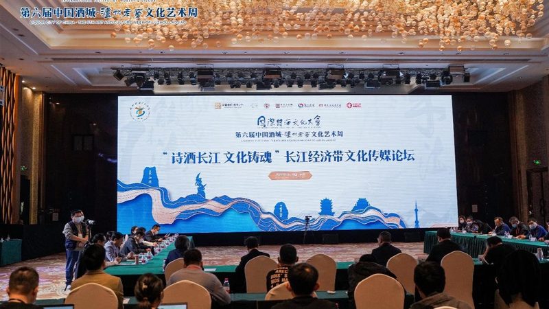 直播代运营与自播：揭秘适合哪些行业